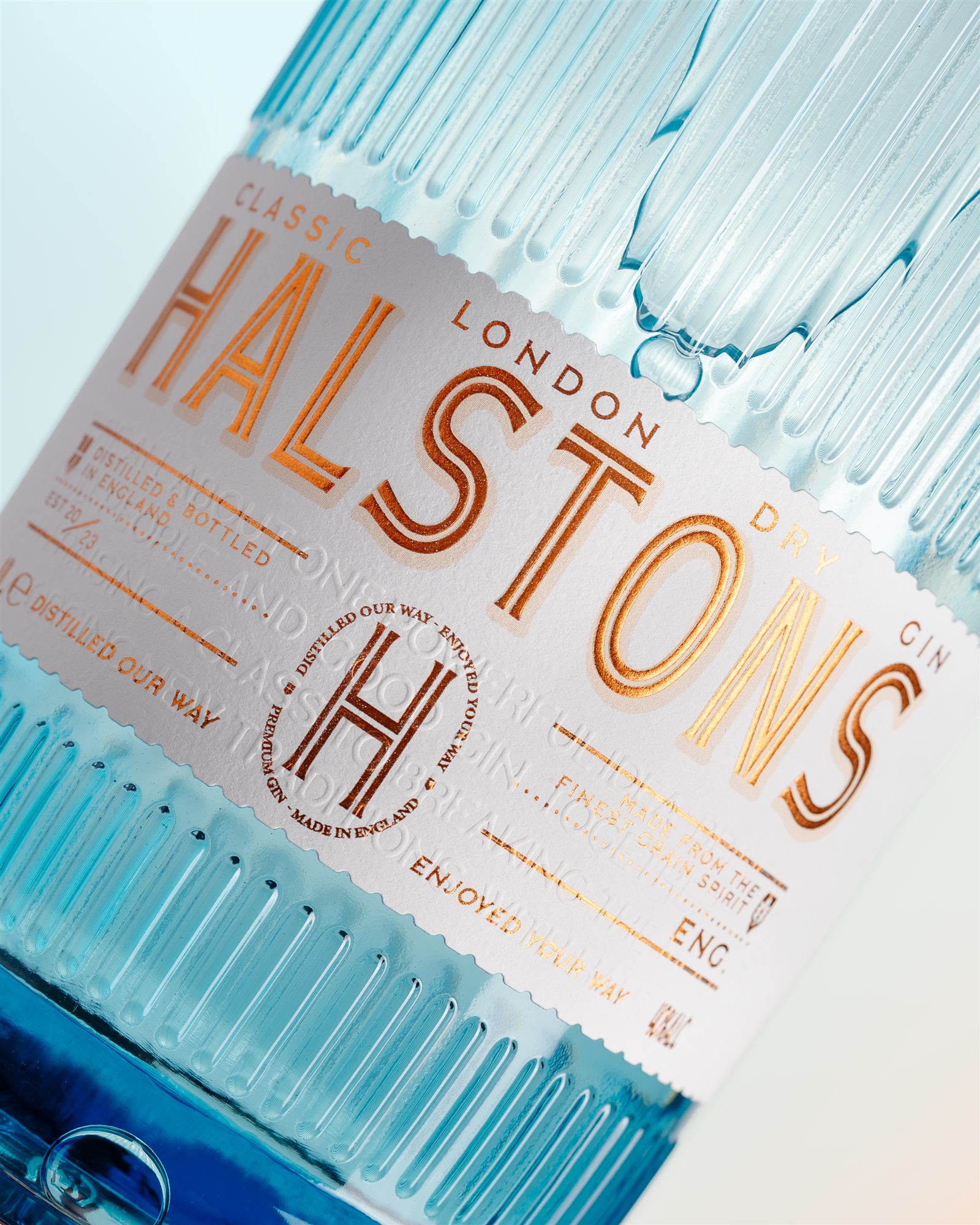 Halstons label